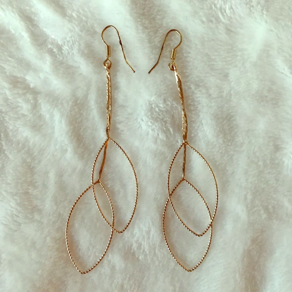 💞$3/3 pairs of earrings!💞